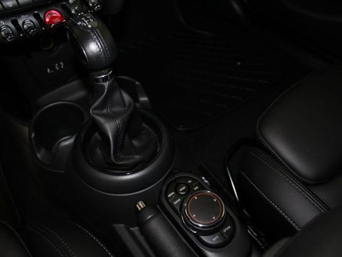 Used 2018 MINI Cooper S image 16