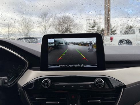 Used 2022 Ford Escape SEL w/ Class II Trailer Tow Package image 34