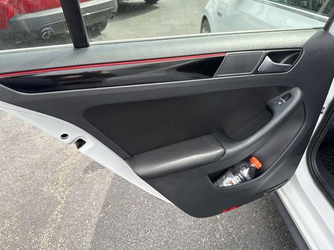 Used 2016 Volkswagen Jetta GLI SEL FWD image 30
