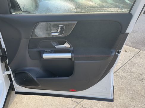 Used 2025 Mercedes-Benz GLA 250 GLA 250 SUV image 45