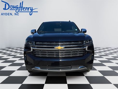 Used 2024 Chevrolet Tahoe Premier w/ Premium Package image 8