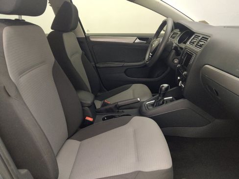 Used 2018 Volkswagen Jetta S FWD image 21