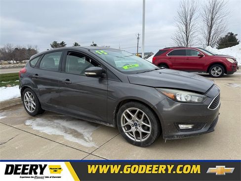 Used 2015 Ford Focus SE w/ Equipment Group 201A image 1