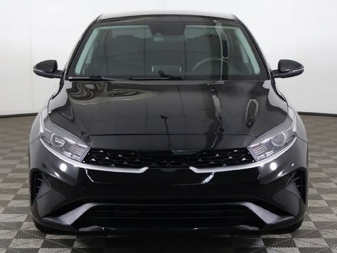 Used 2023 Kia Forte LXS w/ LXS Technology Package FWD image 10