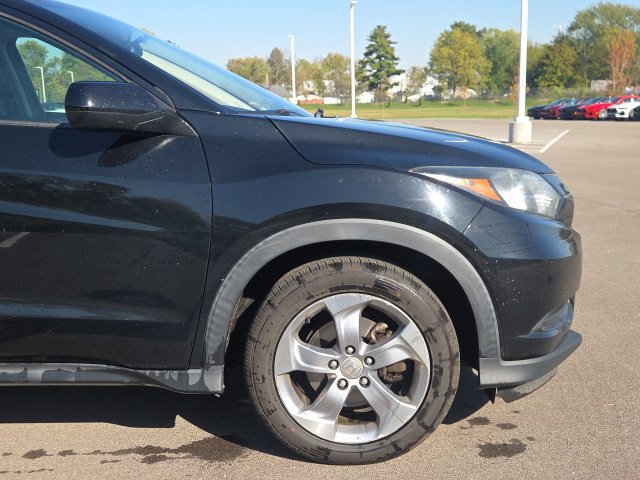 Used 2018 Honda HR-V LX image 4
