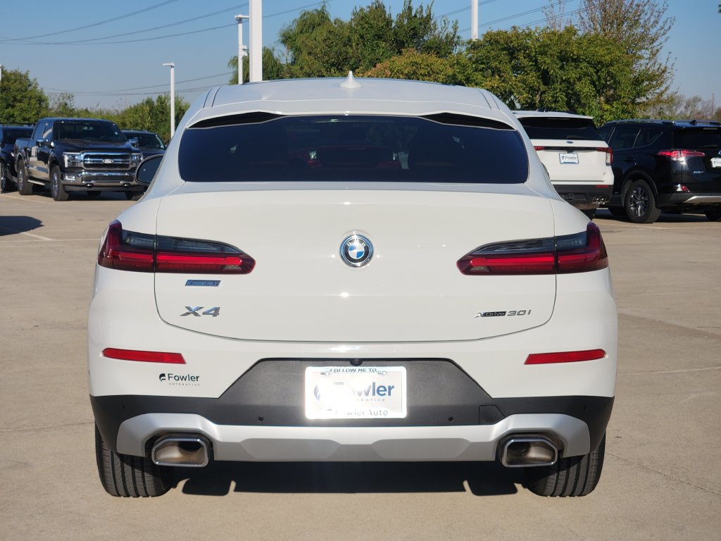 Used 2024 BMW X4 xDrive30i w/ Premium Package AWD/4WD image 6