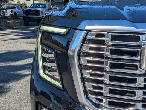 New 2026 GMC Yukon XL Denali w/ LPO, Floor Liner Package image 10