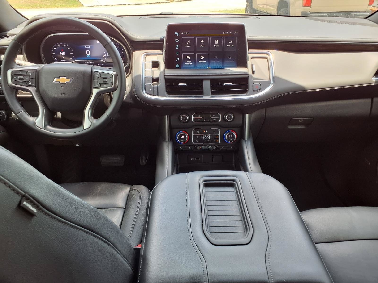Used 2023 Chevrolet Tahoe LT w/ Luxury Package RWD image 9