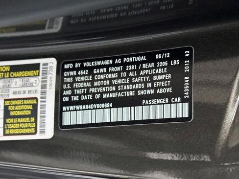 Used 2013 Volkswagen Eos Lux FWD image 28