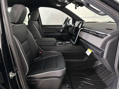 New 2026 GMC Sierra EV Elevation w/ LPO, Elevation Dark Package AWD/4WD image 27