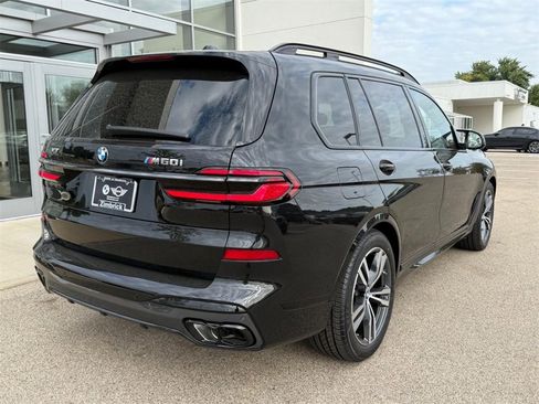 New 2026 BMW X7 M60i image 3
