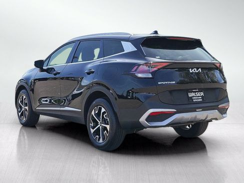 Used 2024 Kia Sportage EX AWD/4WD image 4