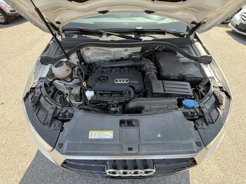 Used 2017 Audi Q3 2.0T Premium w/ Convenience Package AWD/4WD image 26