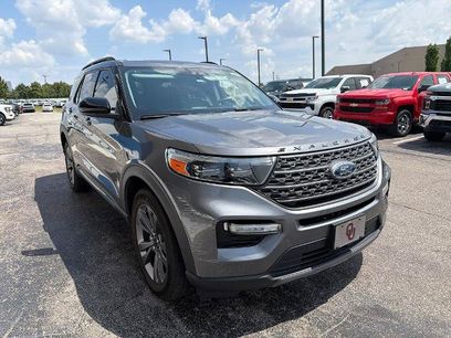 Certified 2023 Ford Explorer XLT w/ Equipment Group 202A