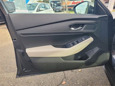 New 2025 Honda Accord SE image 7