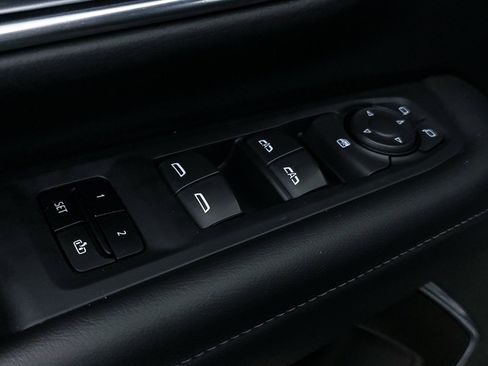 Used 2021 Chevrolet Tahoe LT image 14