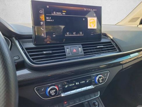 Used 2024 Audi SQ5 Prestige w/ Prestige Package AWD/4WD image 21
