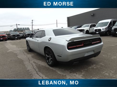 Used 2019 Dodge Challenger GT w/ Driver Convenience Group image 8