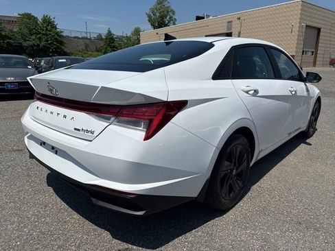 Used 2023 Hyundai Elantra Blue FWD image 14