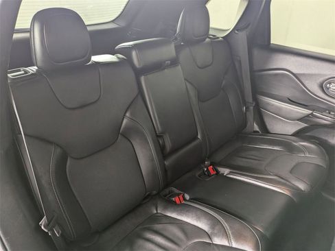 Certified 2023 Jeep Cherokee Altitude Lux image 26