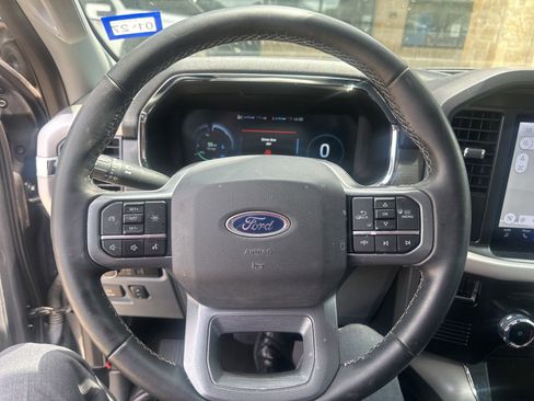 Used 2023 Ford F150 Lightning XLT AWD/4WD image 15