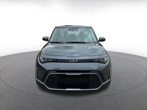 Used 2025 Kia Soul LX w/ LX Technology Package FWD image 4