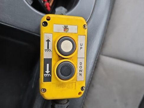 Used 2009 Chevrolet Silverado 3500 W/T w/ Snow Plow Prep Package image 19