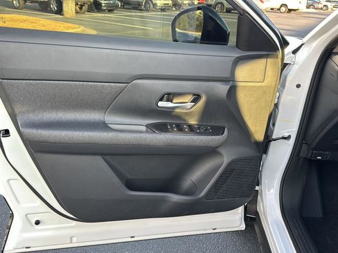 New 2026 Nissan Kicks SV w/ SV Premium Package image 14