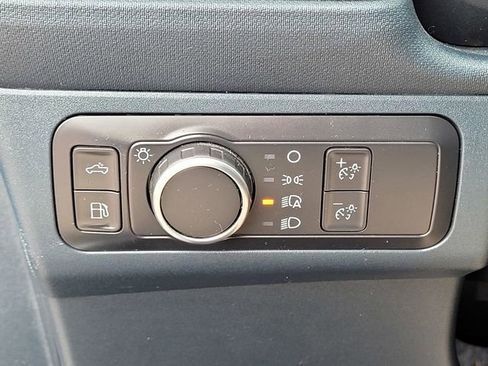 Used 2022 Ford Maverick Lariat w/ Lariat Luxury Package image 16