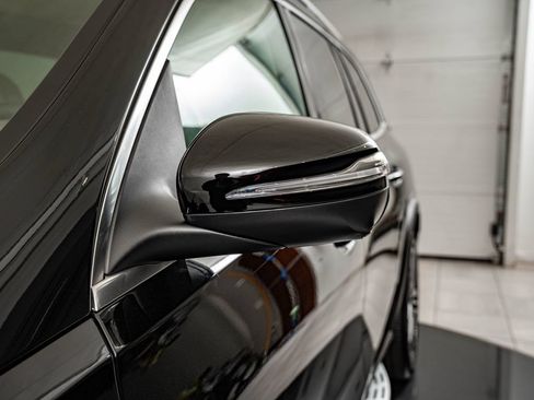 Used 2026 Mercedes-Benz GLS 450 4MATIC image 9