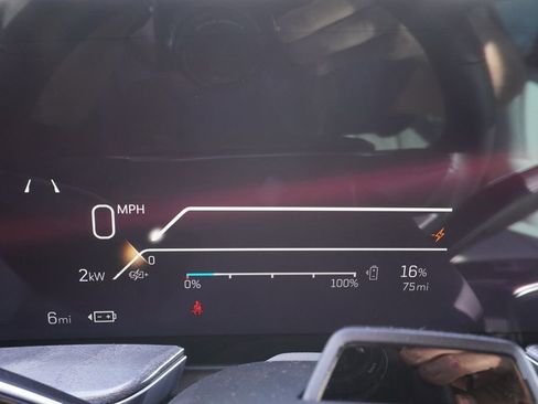 New 2026 Cadillac Escalade IQL Luxury image 21