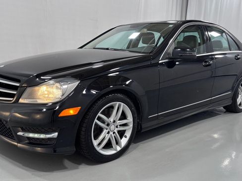 Used 2014 Mercedes-Benz C 300 4MATIC Sedan image 1