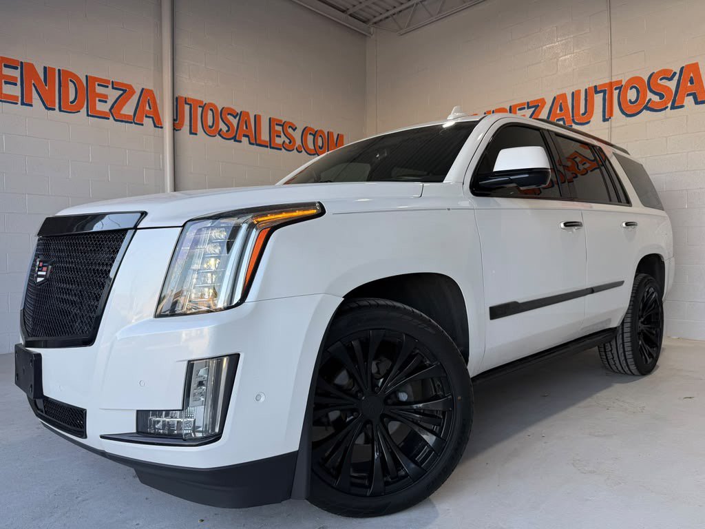 Used 2020 Cadillac Escalade Platinum AWD/4WD image 1
