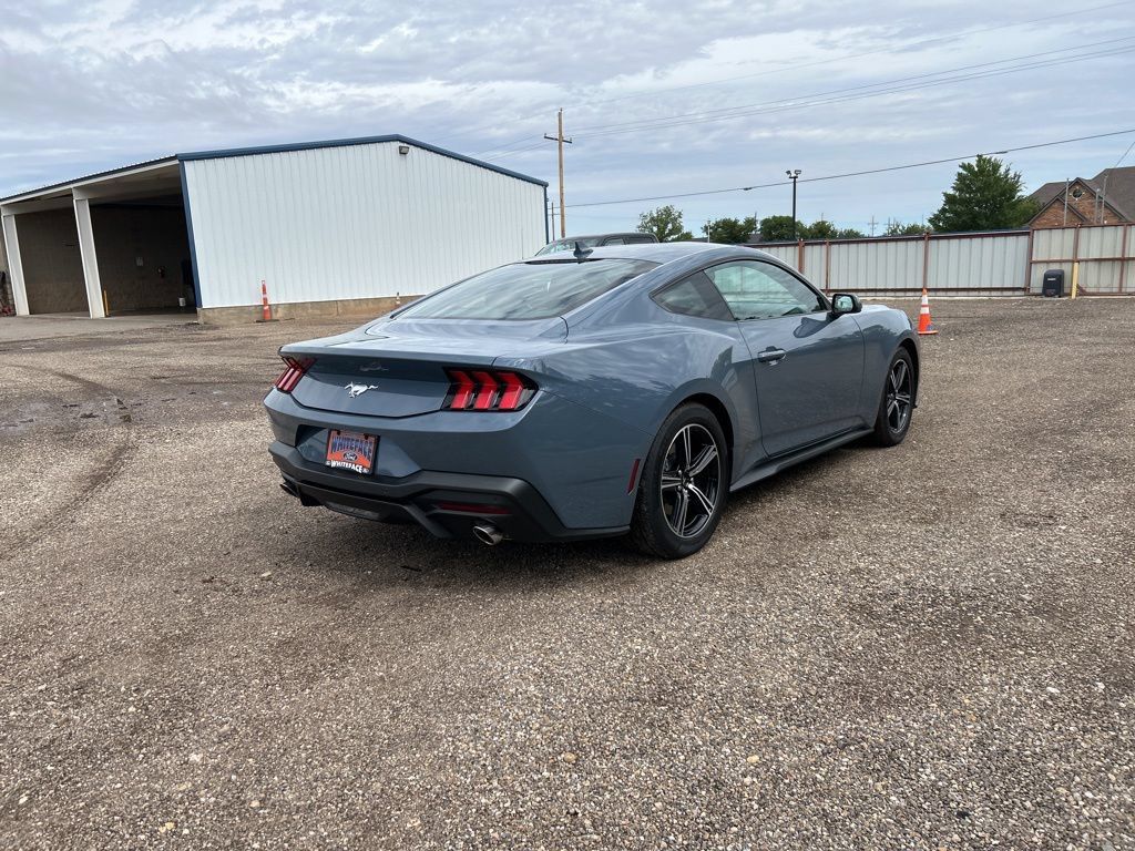 Used 2024 Ford Mustang Coupe RWD image 6