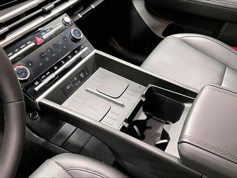 Used 2025 Hyundai Santa Fe XRT image 17