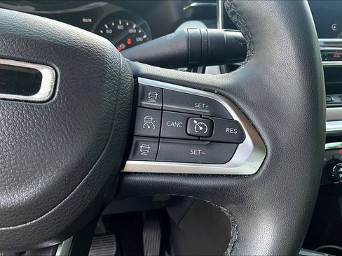 Used 2024 Jeep Compass Limited AWD/4WD image 11