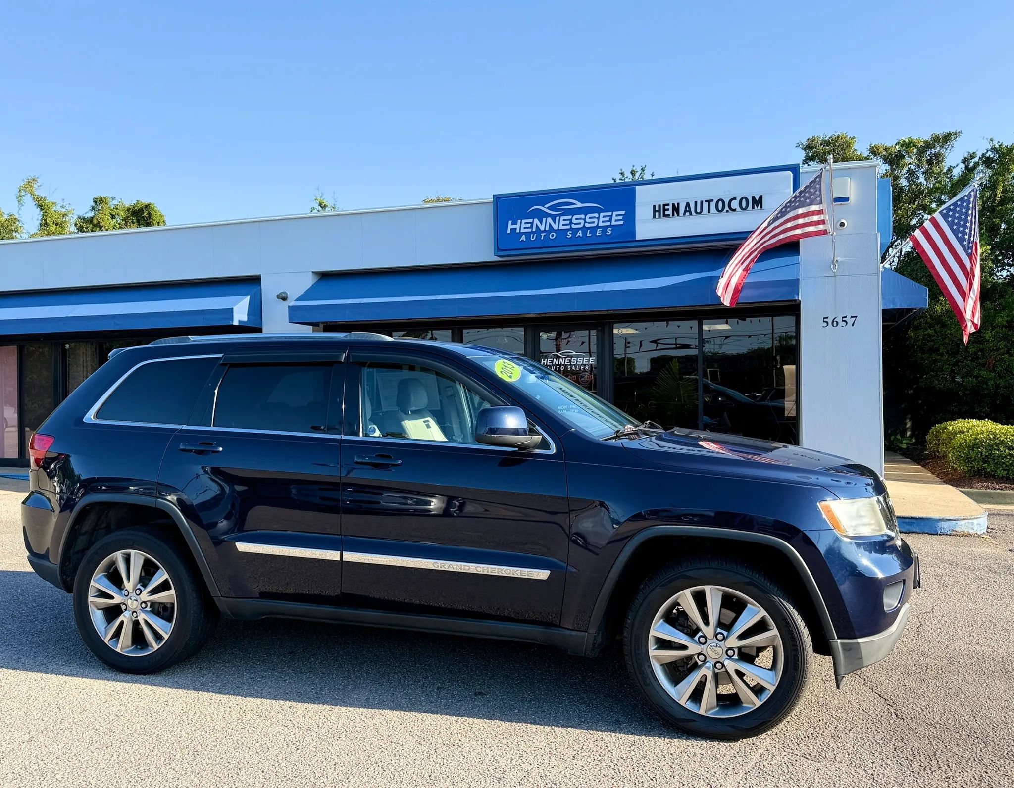 Used 2013 Jeep Grand Cherokee Laredo RWD image 23