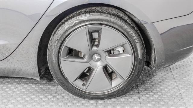 Used 2023 Tesla Model 3 Standard Range RWD image 34