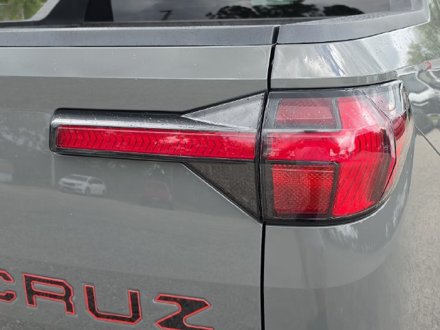 Used 2022 Hyundai Santa Cruz SEL FWD image 8