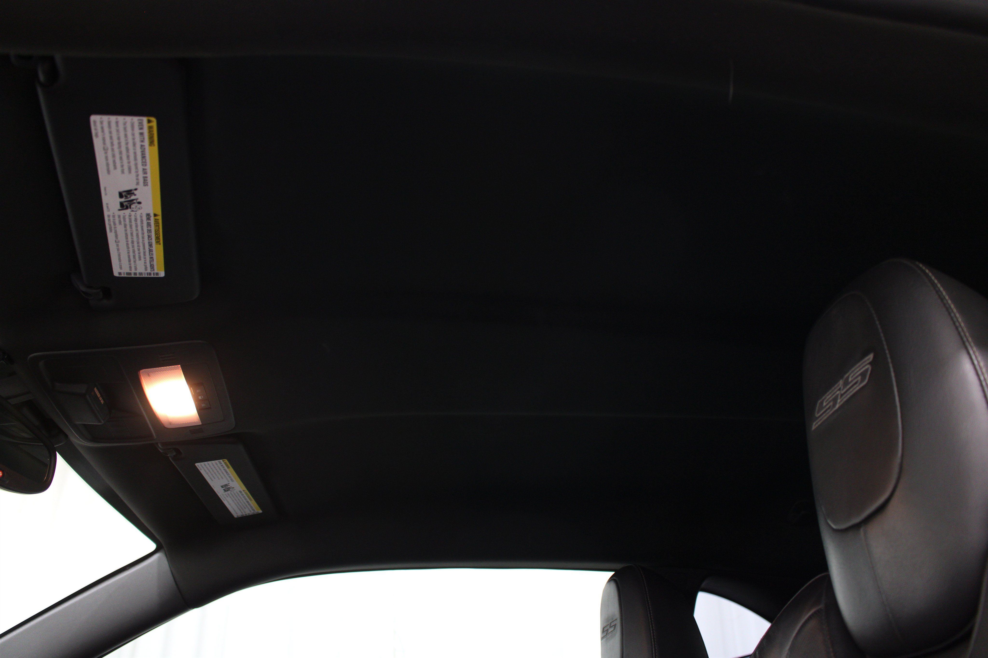 Used 2010 Chevrolet Camaro SS RWD image 22