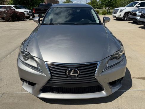 Used 2016 Lexus IS 200t RWD image 2