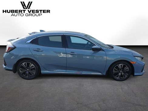 Used 2018 Honda Civic EX image 5