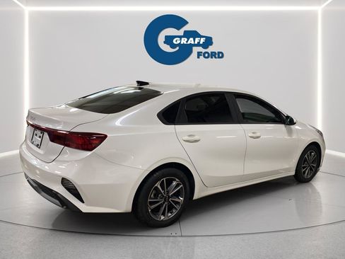 Used 2024 Kia Forte LXS image 7