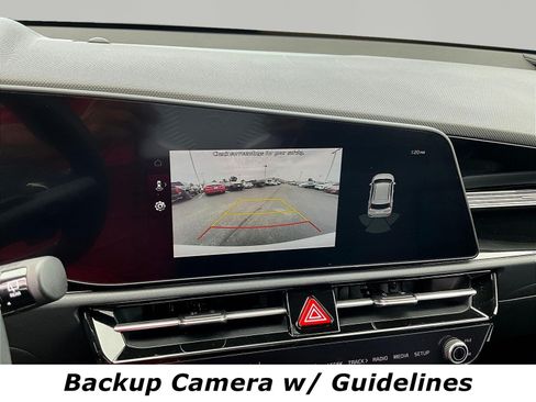 Used 2024 Kia Niro EX FWD image 14