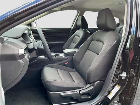 Used 2025 Nissan Altima 2.5 S image 20