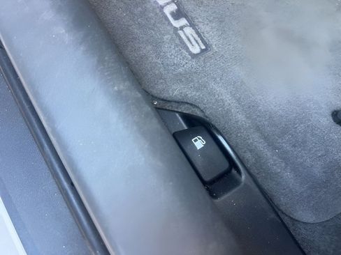 Used 2010 Toyota Prius Five FWD image 15