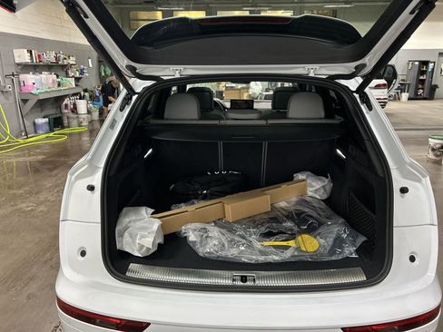 Used 2024 Audi Q5 e Prestige image 30