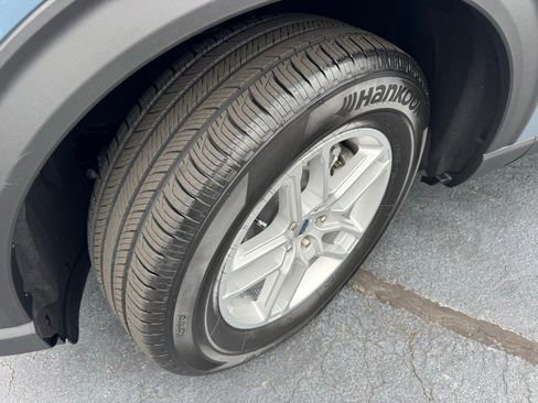 New 2025 Ford Explorer Active image 14