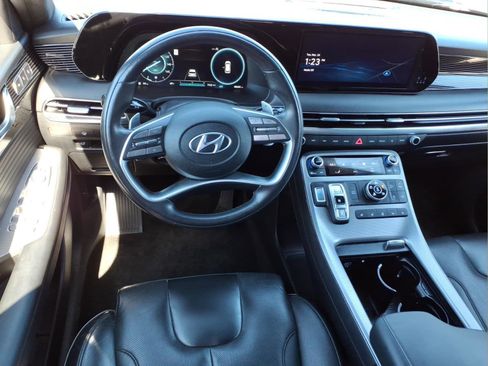 Used 2024 Hyundai Palisade Calligraphy image 15