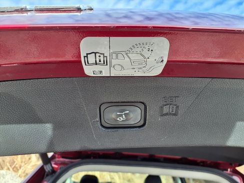 Used 2017 Ford Edge Titanium w/ Equipment Group 302A image 34